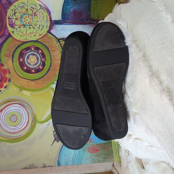 Toms Desert Wedge Black Women's SZ 8.5 - Picture 9 of 10